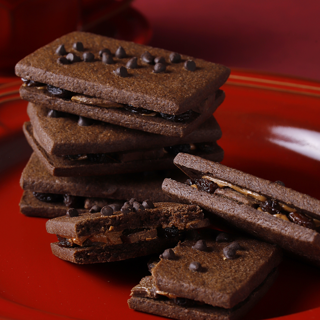 レーズンサンド＜ショコラ仕立て＞